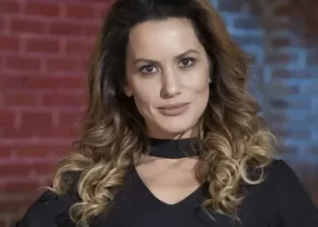 Yıldız Asyalı'dan şaşırtan paylaşım Yıldız Asyalı’dan şaşırtan paylaşım