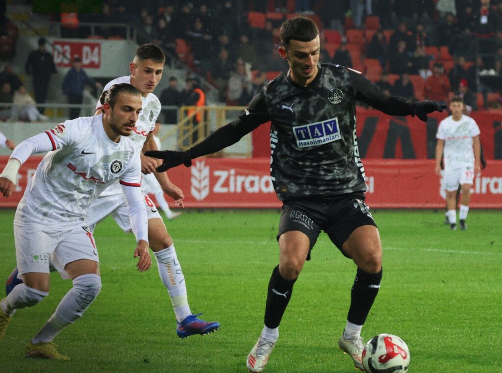 alanyaspor kupada corum fkyi 5 golle gecti habermeydan e1764879924461