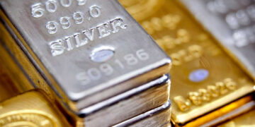 Altın ve gümüşte rekor yükseliş