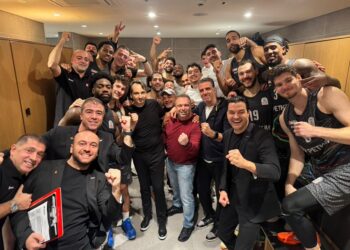 Anadolu Efes, Aliağa Petkimspor'a evinde kaybetti! Anadolu Efes, Aliağa Petkimspor’a evinde kaybetti!