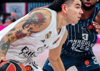 Anadolu Efes, Real Madrid’e son periyotta kaybetti!