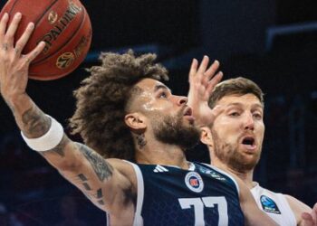 Bahçeşehir Koleji 84-72 Cluj-Napoca Bahçeşehir Koleji 84-72 Cluj-Napoca