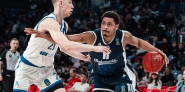 Bahçeşehir Koleji 85-100 Neptunas