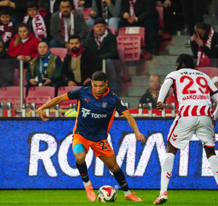 Başakşehir, Samsun deplasmanında 3 puanı kaptı! basaksehir samsun deplasmaniinda 3 puani kapti habermeydan e1765740413593