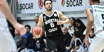 Beşiktaş GAİN, deplasmanda Petkimspor'u son topta devirdi! Beşiktaş GAİN, deplasmanda Petkimspor’u son topta devirdi!