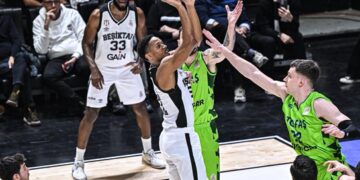 Beşiktaş GAİN, TOFAŞ’ı son topta geçti!