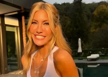 Çağla Şıkel 35 yıl sonra itiraf etti Çağla Şıkel 35 yıl sonra itiraf etti