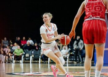 ÇBK Mersin, Botaş’ı rahat geçti!