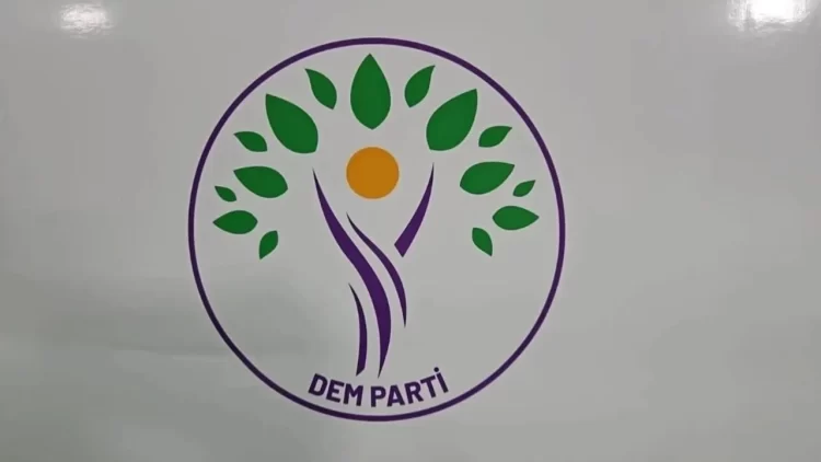AK Parti ile DEM Parti görüşmesinin tarihi açıklandı AK Parti ile DEM Parti görüşmesinin tarihi açıklandı.