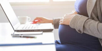 Doğum izni süresi 24 haftaya çıkıyor