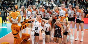 Eczacıbaşı, Galatasaray’a set vermedi!