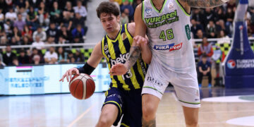 Fenerbahçe Beko, Denizli'de farklı kazandı! Fenerbahçe Beko, Denizli’de farklı kazandı!