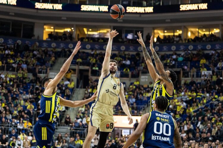 fenerbahce euroLeaguede barcelonayi son topta gecti habermeydan