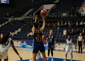 Fenerbahçe Opet, Emlak Konut’u farklı geçti!