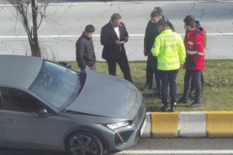 Fenomen şırdancı Muş'ta yayaya çarptı! fenomen sirdanci musta yayaya carpti habermeydan