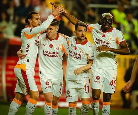 Galatasaray, Antalya'dan 3 puanla dönüyor! galatasaray antalyadan 3 puanla donuyor habermeydan e1765653987358