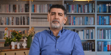 Gazeteci Levent Gültekin gözaltından çıktı