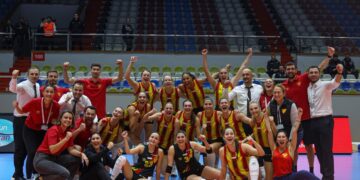 Göztepe, Beşiktaş'ı karar setinde geçti! Göztepe, Beşiktaş’ı karar setinde geçti!