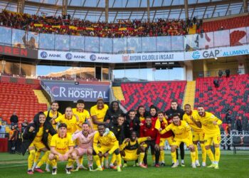 Göztepe, Gaziantep'ten 3 puanla dönüyor! Göztepe, Gaziantep’ten 3 puanla dönüyor!