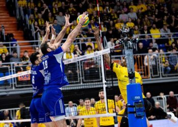 Halkbank, CEV Şampiyonlar Ligi'ne yenilgiyle başladı! Halkbank, CEV Şampiyonlar Ligi’ne yenilgiyle başladı!