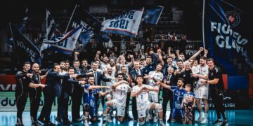 Halkbank, Spor Toto'yu set vermeden geçti! Halkbank, Spor Toto’yu set vermeden geçti!