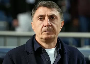 Kasımpaşa, Shota Arveladze ayrılığını açıkladı! Kasımpaşa, Shota Arveladze ayrılığını açıkladı!