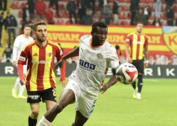 Kayserispor ile Alanyaspor yenişemedi! Kayserispor ile Alanyaspor yenişemedi!