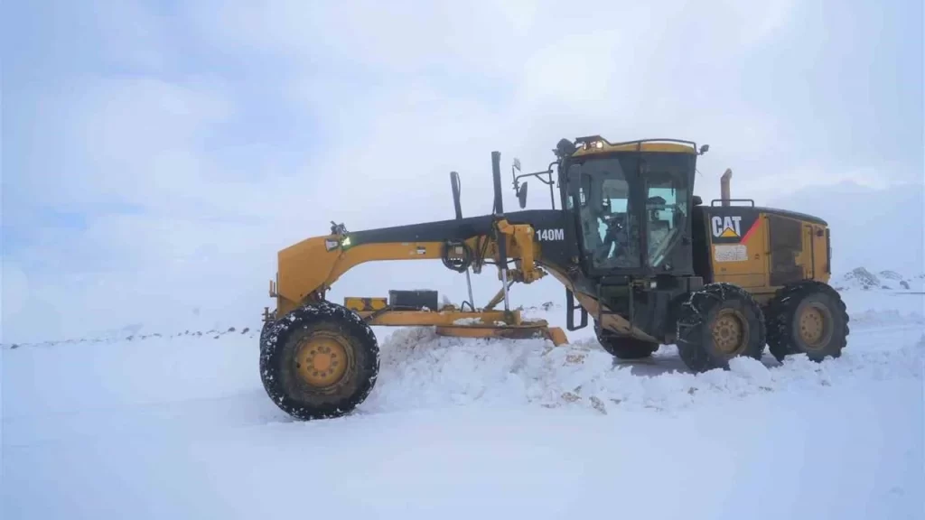 mus vartoda 8 koy yolu ulasima kapandi habermeydan