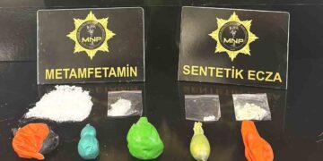 Muşta, otobüste uyuşturucu sevkiyatına polis engel oldu!