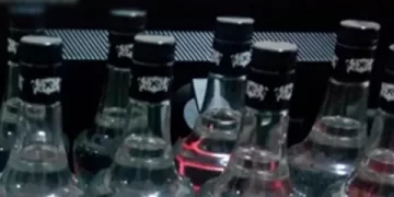 Adana'da yeni yıl öncesi sahte içki operasyonu! Adana’da yeni yıl öncesi sahte içki operasyonu!