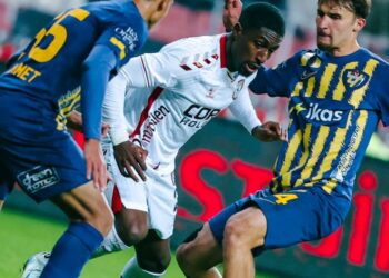 Samsunspor, Eyüpspor’u kupada 2 golle geçti!