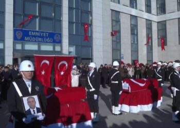 Yalova Emniyeti’nde şehit polisler için tören düzenlendi