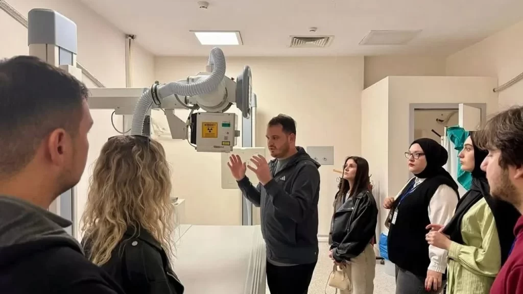 sinop universitesi ogrencileri saglik teknolojilerini yakindan tanidi habermeydan