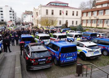 Sinop’ta, emniyet ve jandarma için 19 yeni araç hizmete girdi!