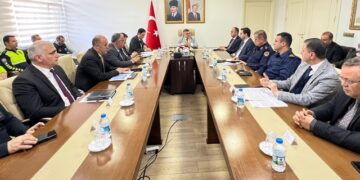 Sinop’ta, kış mevsimi trafik tedbirleri toplantısı düzenlendi!