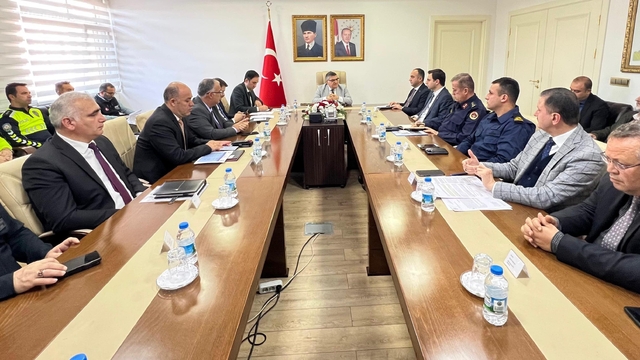 Sinop'ta, kış mevsimi trafik tedbirleri toplantısı düzenlendi! sinopta kis mevsimi trafik tedbirleri toplantisi duzenlendi habermeydan