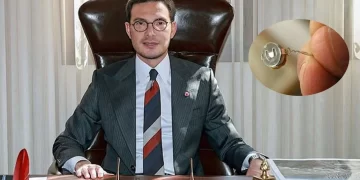 Tokat Belediye Başkanı Yazıcıoğlu’nun odasında dinleme cihazı çıktı Tokat Belediye Başkanı Yazıcıoğlu’nun odasında dinleme cihazı çıktı