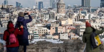 Kasım ayında turist sayısı 3 milyona yaklaştı