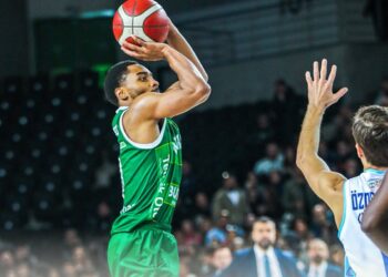 Türk Telekom, Bursaspor'u farklı yendi! Türk Telekom, Bursaspor’u farklı yendi!