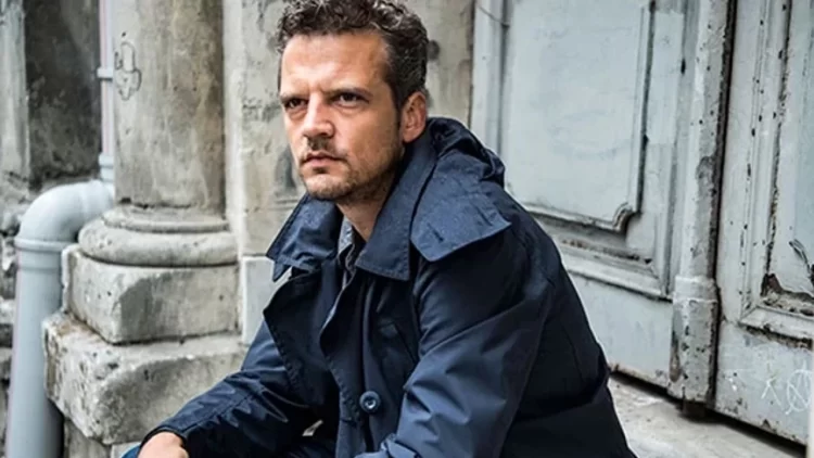 Yönetmen Seren Yüce evinde silahlı saldırıya uğradı.