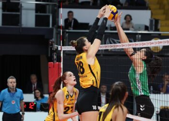 VakıfBank, Nilüfer Belediyespor'u set vermeden geçti! VakıfBank, Nilüfer Belediyespor’u set vermeden geçti!