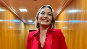 Ayça Bingöl Kıskanmak kadrosunda! Ayca Bingol Kiskanmak kadrosunda1 habermeydan