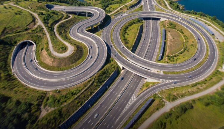 Bölünmüş Yol Uzunluğu Dünya'nın Çevresinin 4'te 3'üne Ulaştı Bolunmus Yol Uzunlugu habermeydan