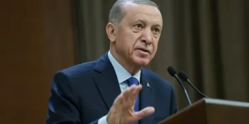 Cumhurbaşkanı Erdoğan: Türkiye’yi yanına alan kazanacak, karşısına alan kaybedecektir