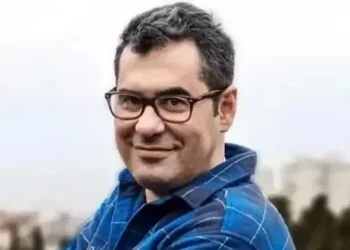 Enver Aysever kimdir? Mesleği nedir? Enver Aysever kimdir? Mesleği nedir?