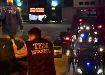 FETÖ’ye yönelik operasyonlarda 223 şüpheli yakalandı