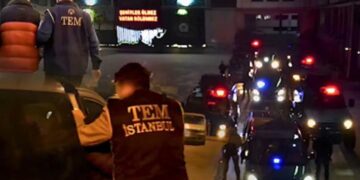 FETÖ’ye yönelik operasyonlarda 223 şüpheli yakalandı