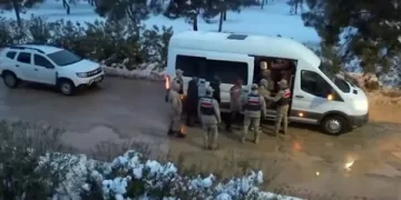 Göçmen Kaçakçılığı Operasyonları Kapsamında 59 Şüpheli Tutuklandı Göçmen Kaçakçılığı Operasyonları Kapsamında 59 Şüpheli Tutuklandı