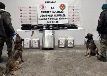 İstanbul ve Gürbulak’ta 1,9 Milyar TL’lik Uyuşturucu Yakalandı İstanbul ve Gürbulak’ta 1,9 Milyar TL’lik Uyuşturucu Yakalandı