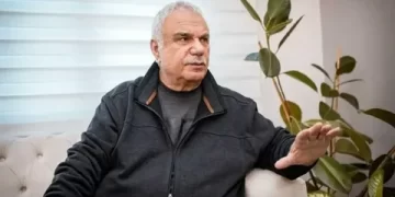 Halil Ergün 5 domatese verdiği paraya sitem etti Halil Ergün 5 domatese verdiği paraya sitem etti